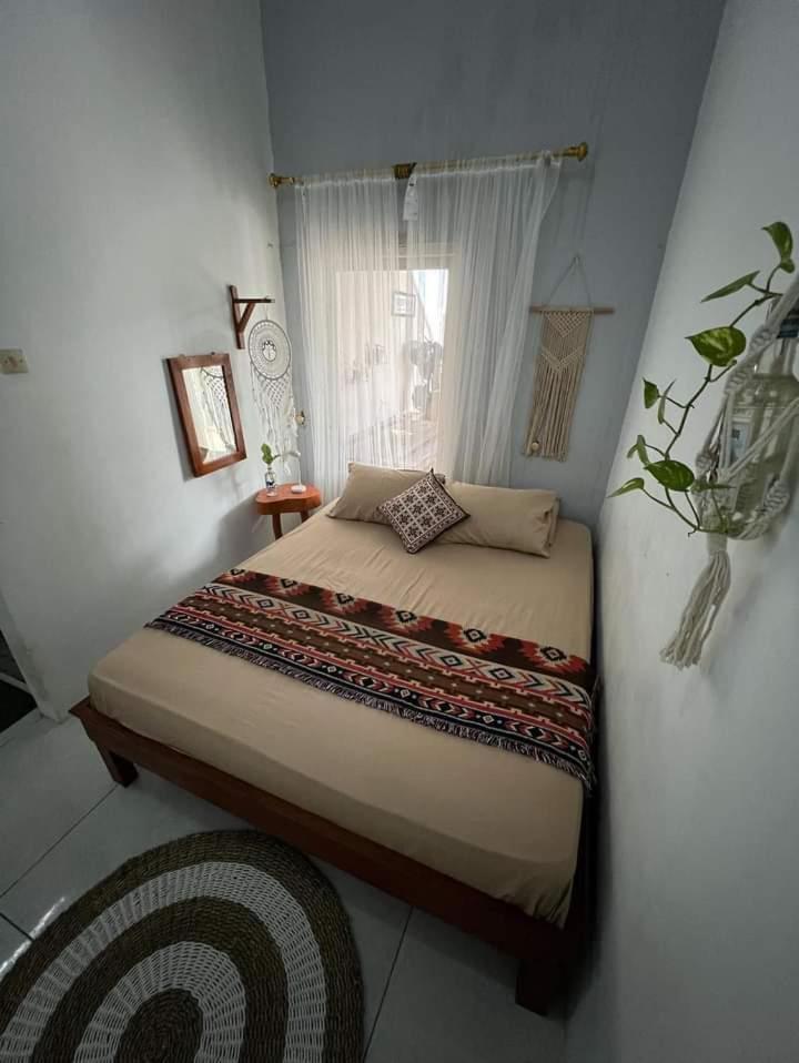 Loyal Friend Hostel Karimunjawa Kültér fotó